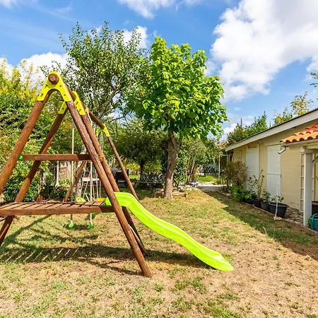 Semesterbostad Guestready- Beautiful House In